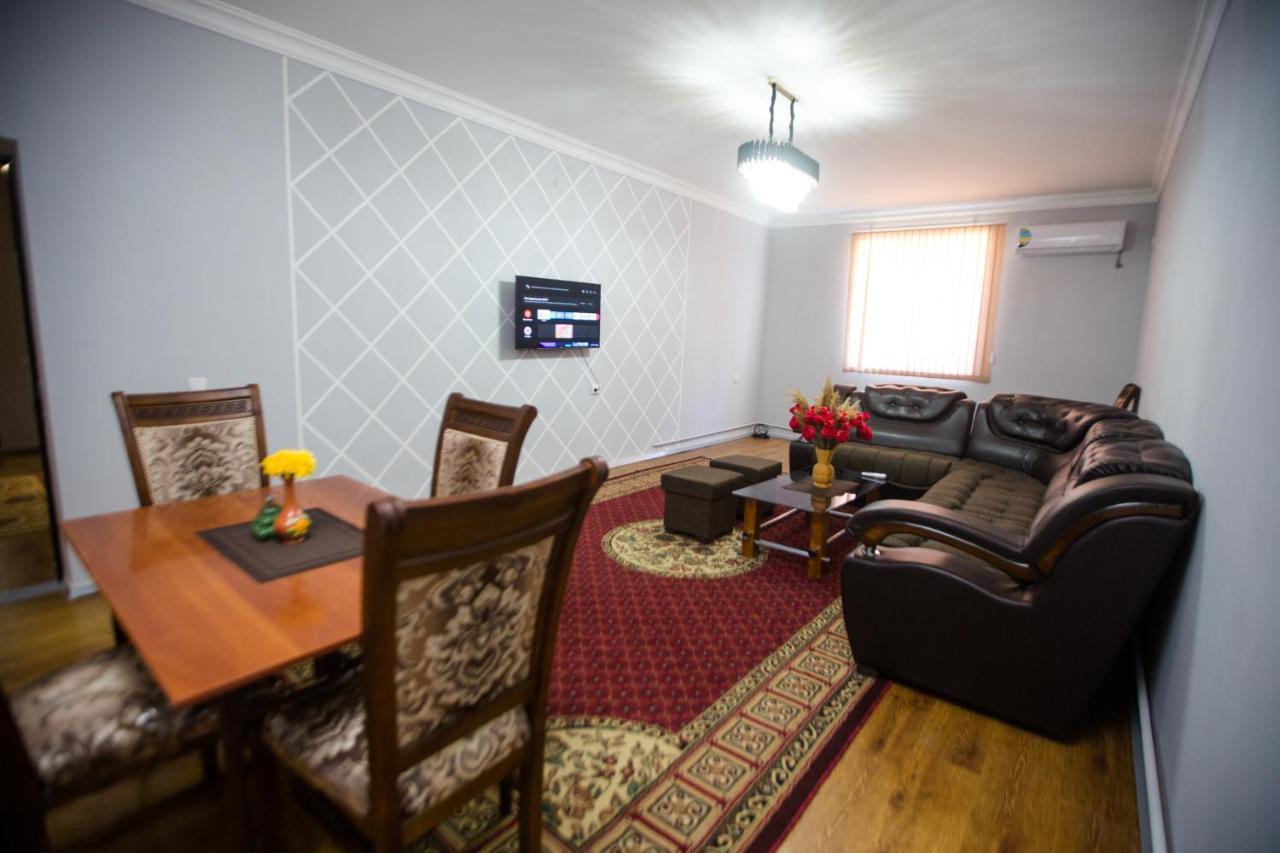 The Traveler'S Apartment Самарканд Экстерьер фото
